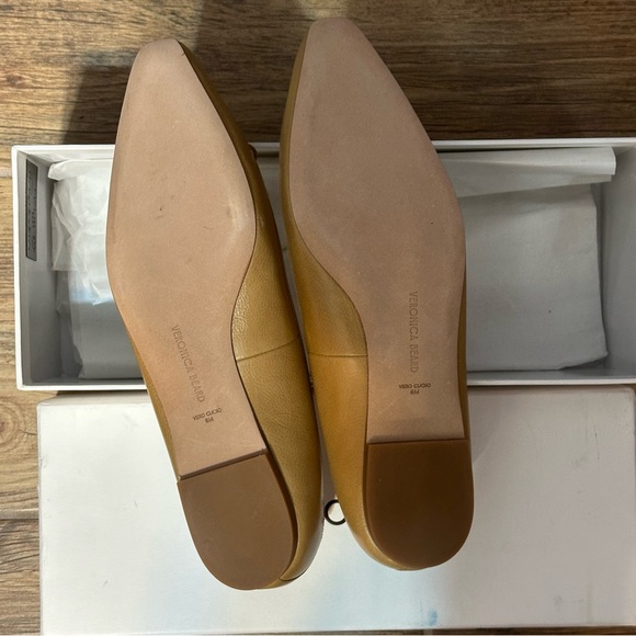 Veronica Beard Tan Flats - Picture 8 of 10